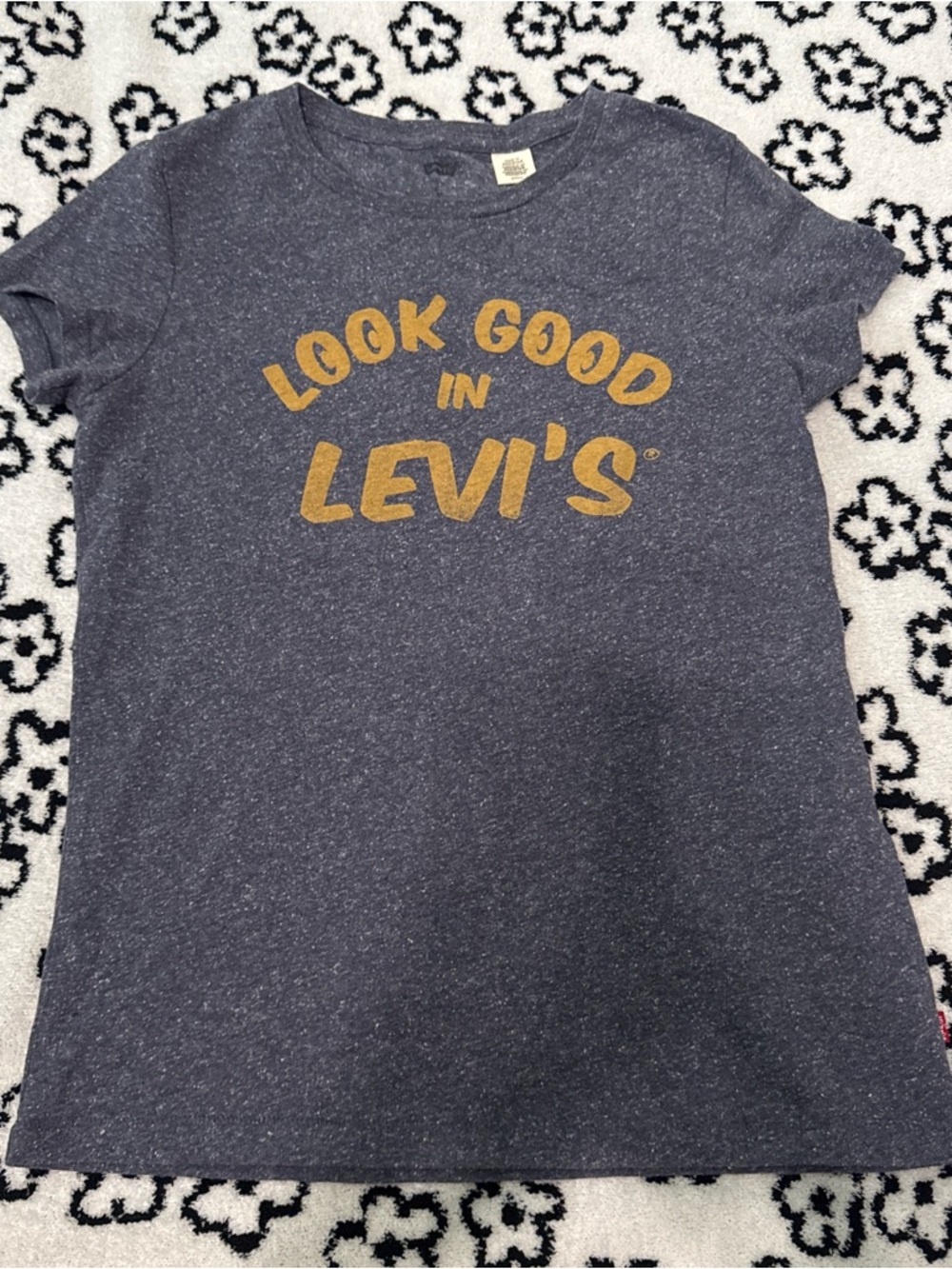 Levi's Navy Heather Short Sleeve Tee with Gold Graphic